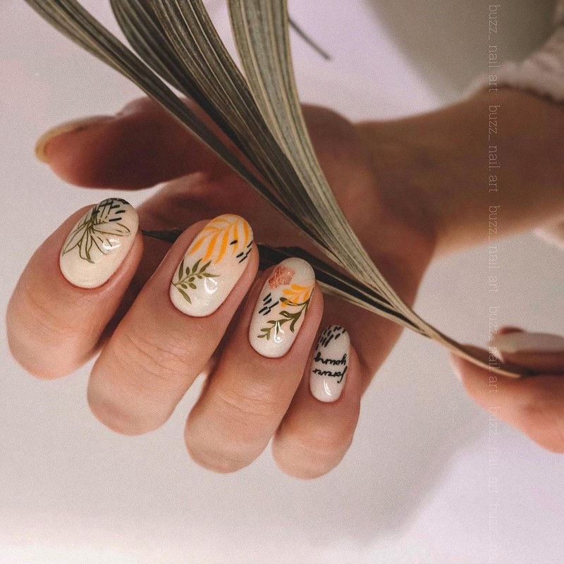 Рисунки в дизайне ноготков осень-зима 2026-2027: фото нейл-арта