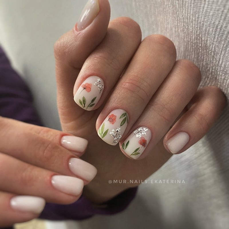 Рисунки в дизайне ноготков осень-зима 2026-2027: фото нейл-арта