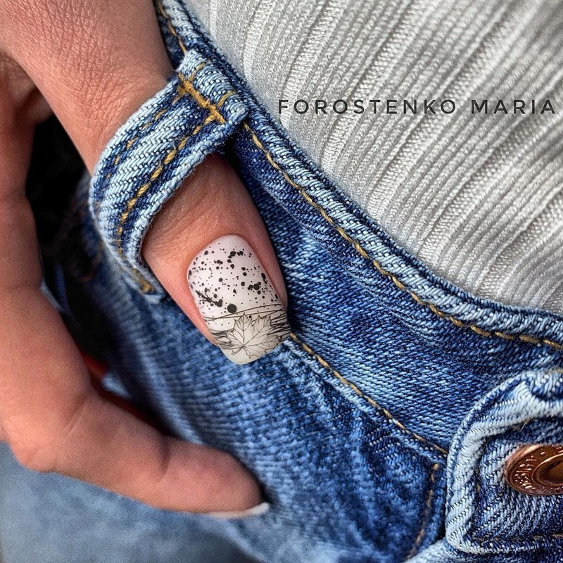 Рисунки в дизайне ноготков осень-зима 2026-2027: фото нейл-арта