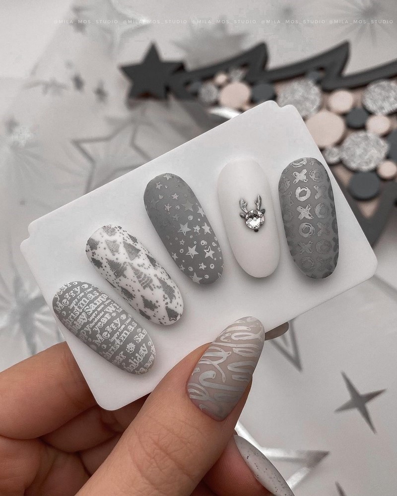 Рисунки в дизайне ноготков осень-зима 2026-2027: фото нейл-арта