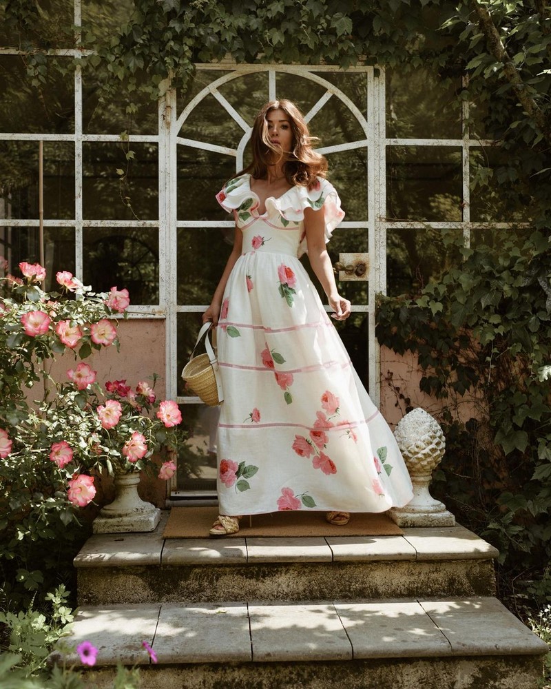 Новейшие модели платьев на весну-лето 2026: фото эксклюзив