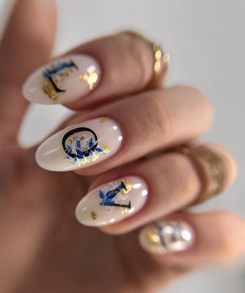 Красивый весенний маникюр 2026 года: идеи, новинки, тренды — фото