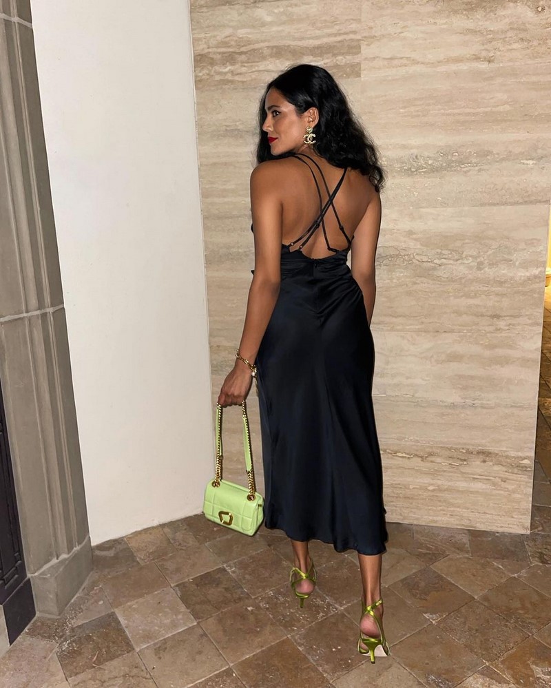 Новейшие модели платьев на весну-лето 2026: фото эксклюзив