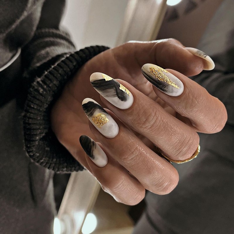 Красивый весенний маникюр 2026 года: идеи, новинки, тренды — фото