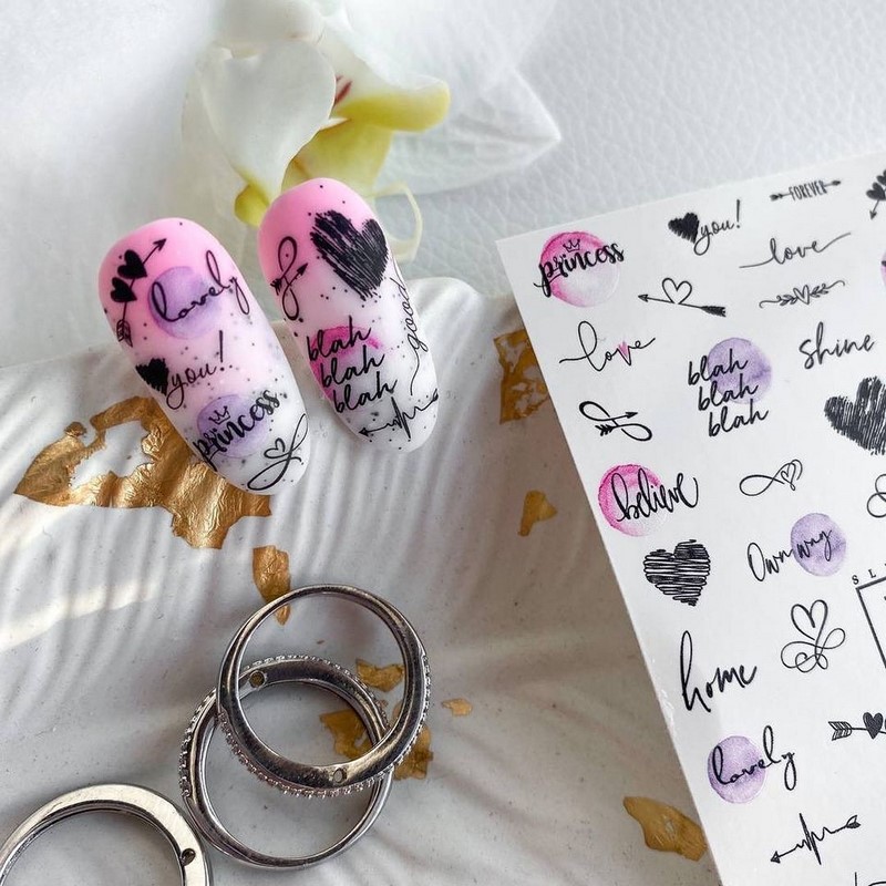 Красивый весенний маникюр 2026 года: идеи, новинки, тренды — фото