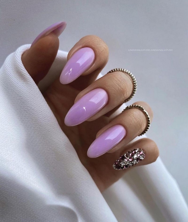 Красивый весенний маникюр 2026 года: идеи, новинки, тренды — фото
