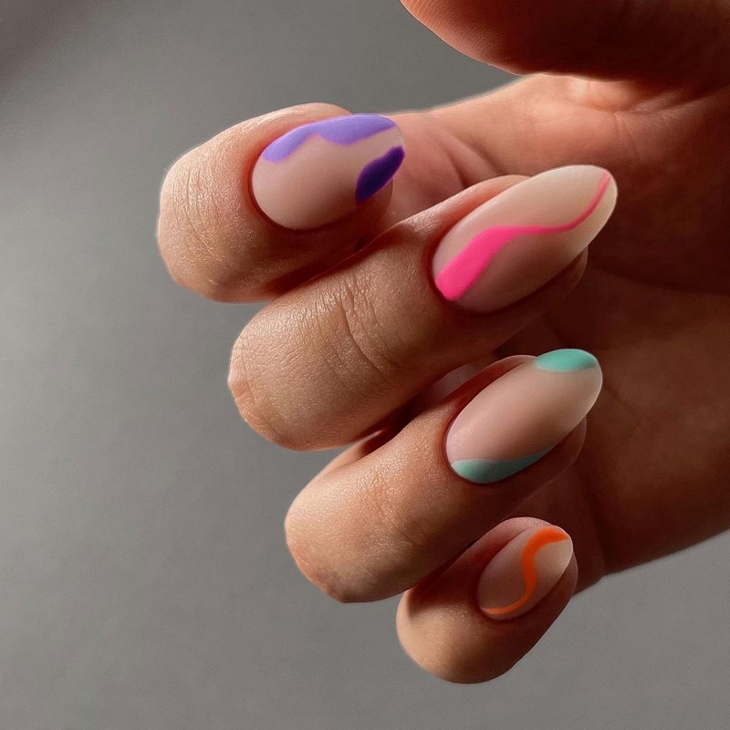 Красивый весенний маникюр 2026 года: идеи, новинки, тренды — фото