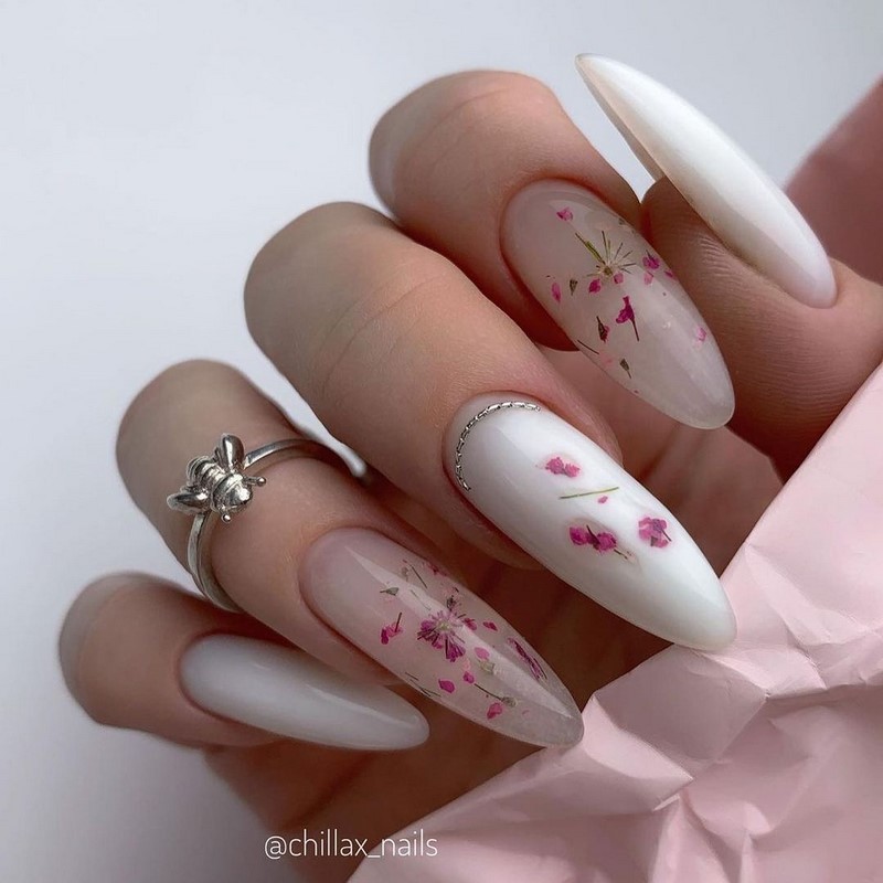 Красивый весенний маникюр 2026 года: идеи, новинки, тренды — фото