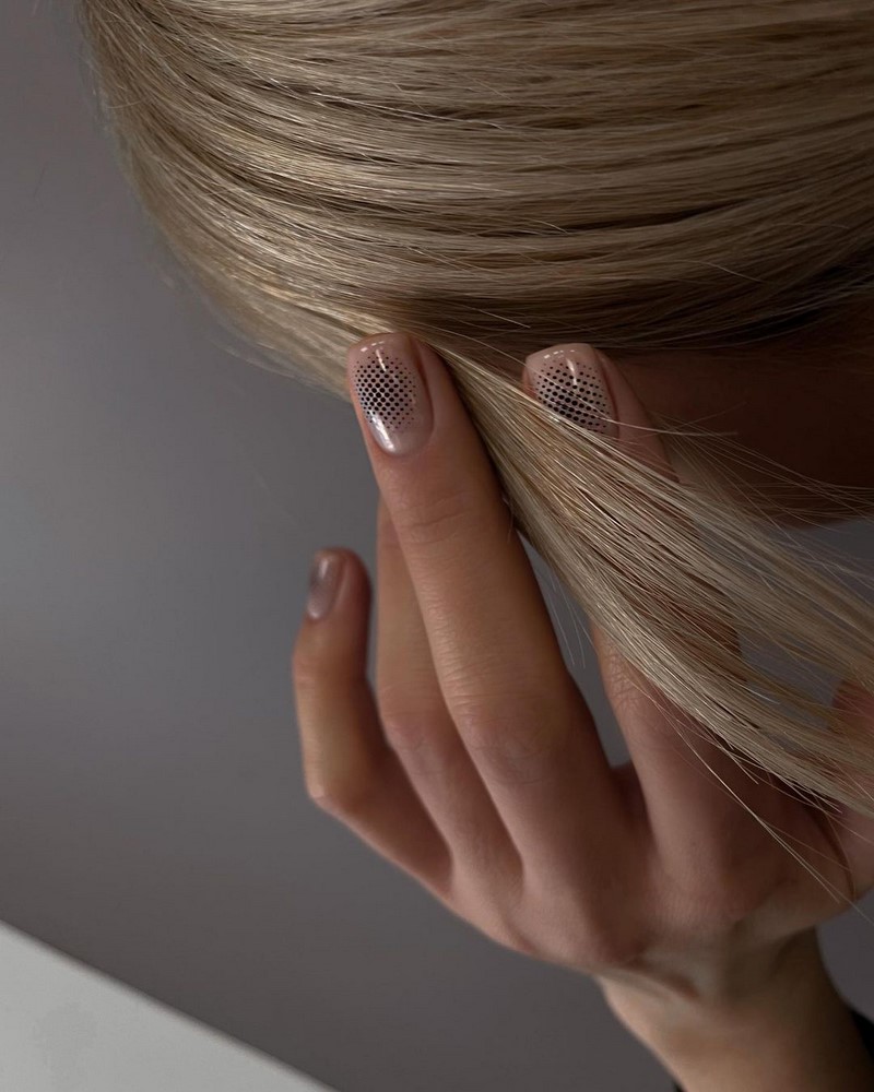 Красивый весенний маникюр 2026 года: идеи, новинки, тренды — фото