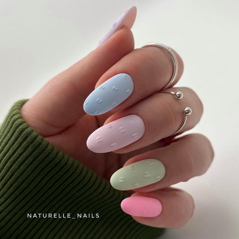 Красивый весенний маникюр 2026 года: идеи, новинки, тренды — фото