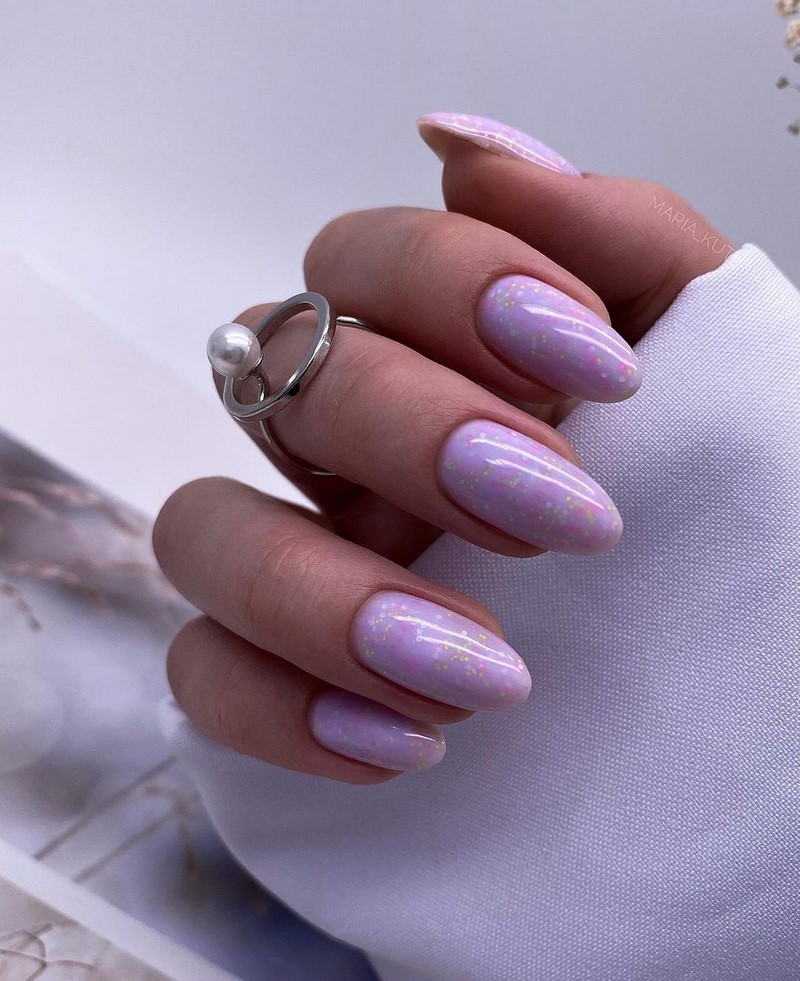 Красивый весенний маникюр 2026 года: идеи, новинки, тренды — фото