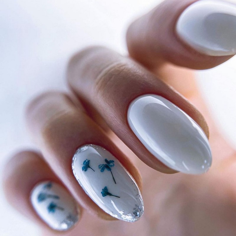 Красивый весенний маникюр 2026 года: идеи, новинки, тренды — фото