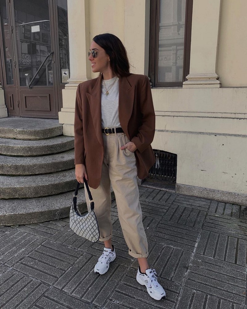 Модные тенденции брюк 2026: лучшие модели и фасоны брюк для женщин