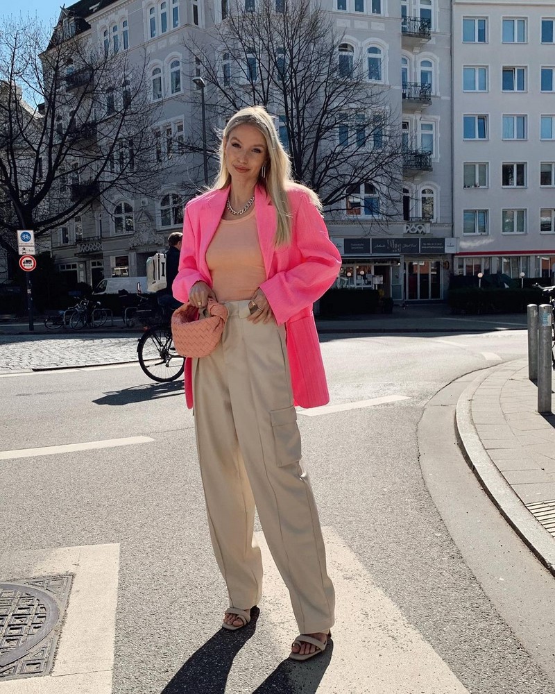 Модные тенденции брюк 2026: лучшие модели и фасоны брюк для женщин