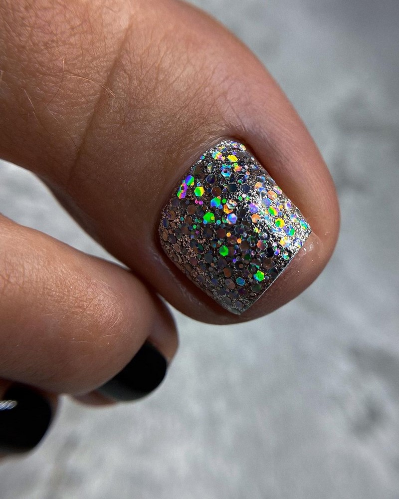 Подберите для себя лучший педикюр 2026: модные идеи, новинки, примеры — фото