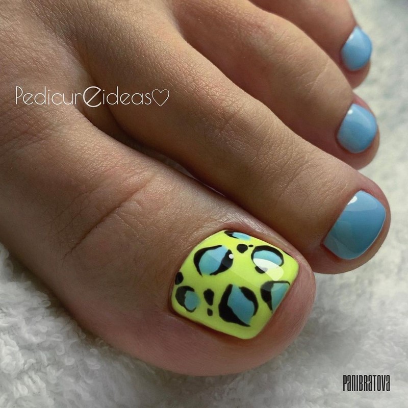 Подберите для себя лучший педикюр 2026: модные идеи, новинки, примеры — фото