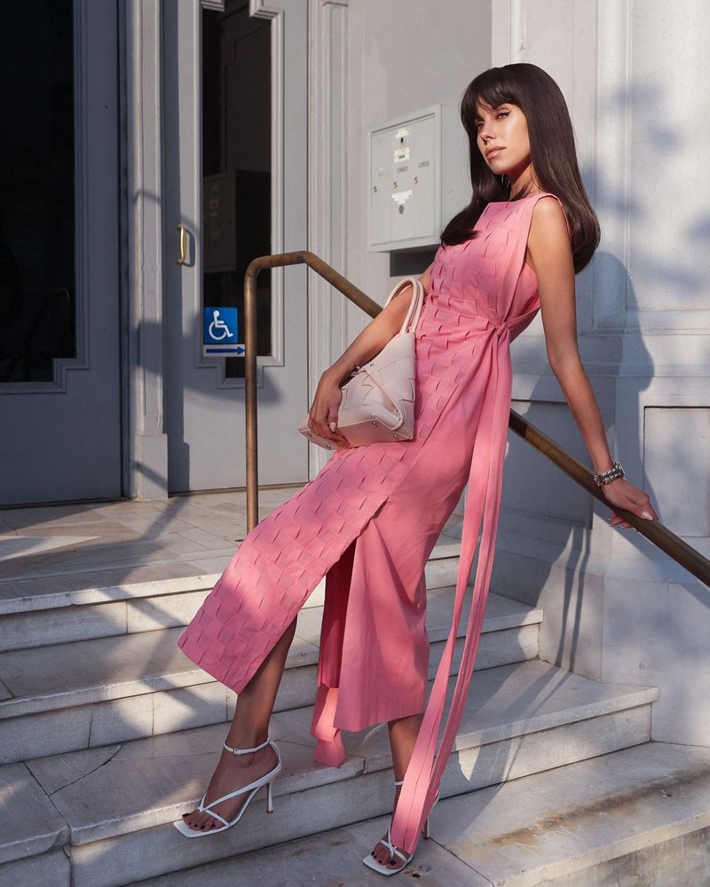 Новейшие модели платьев на весну-лето 2026: фото эксклюзив