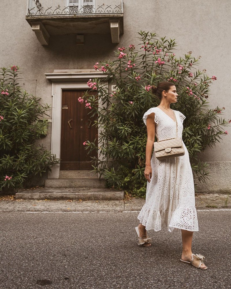 Новейшие модели платьев на весну-лето 2026: фото эксклюзив