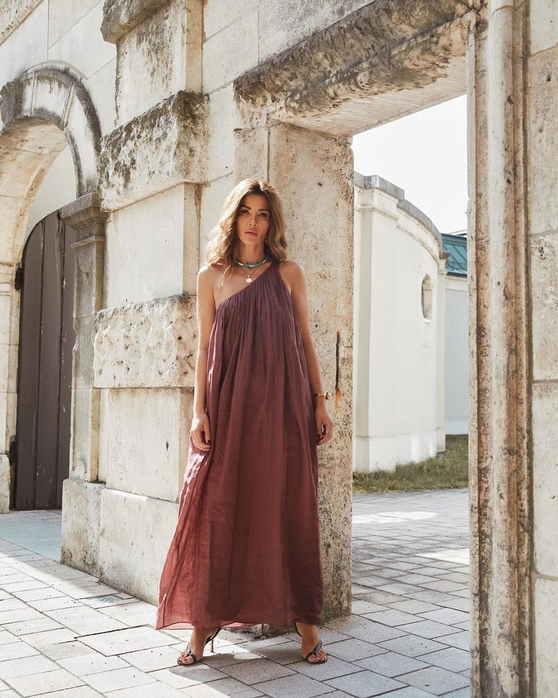 Новейшие модели платьев на весну-лето 2026: фото эксклюзив