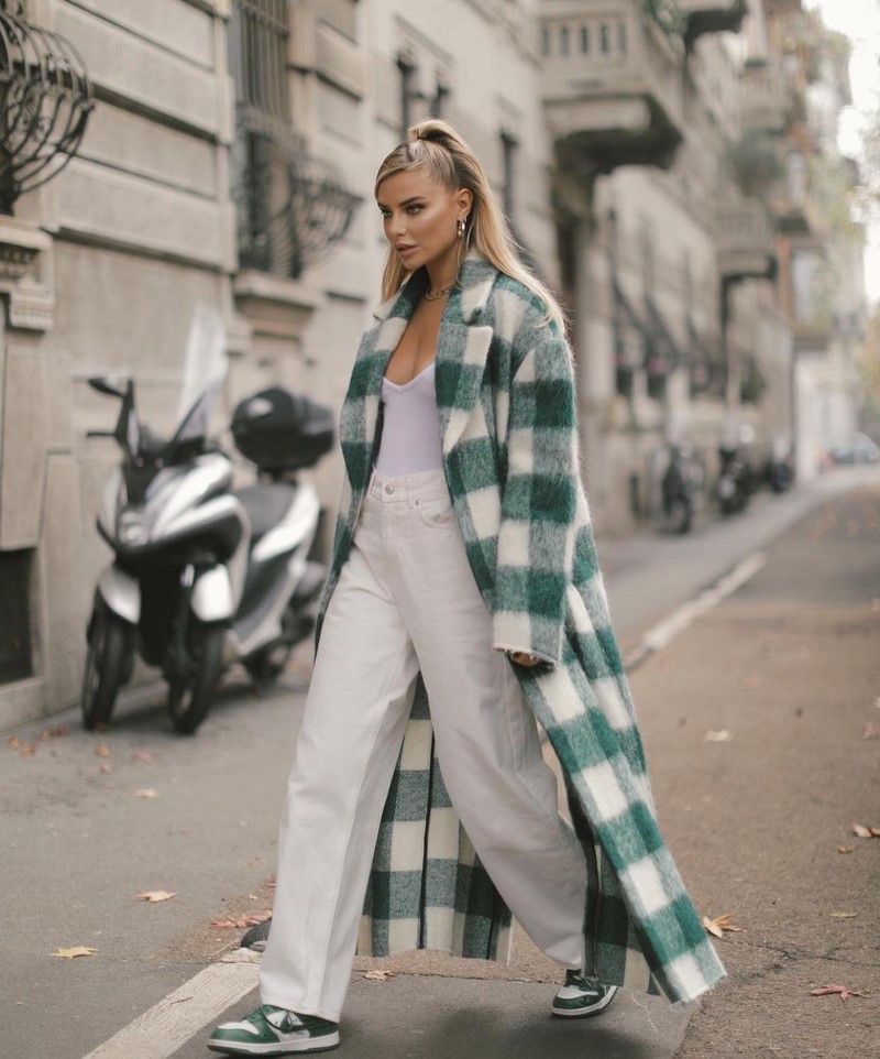 Ведущие тенденции в моде на женские брюки осень-зима 2026-2027 года