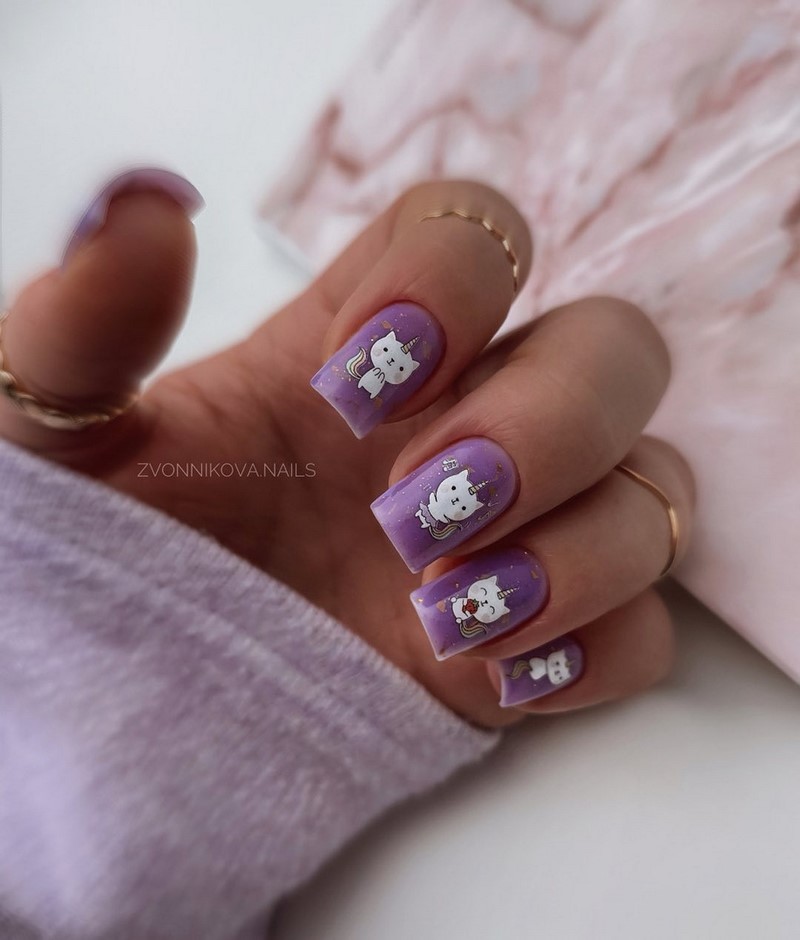 Зимний маникюр с рисунком 2026-2027: креативные тенденции зимнего нейл-арта