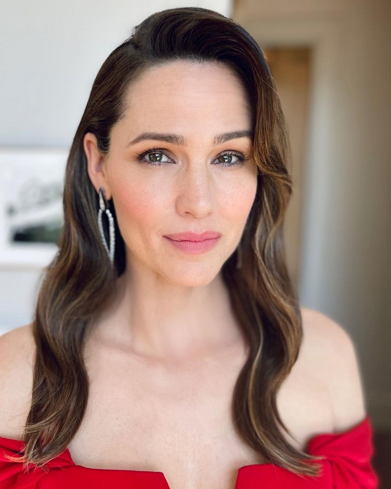 Новогодние прически 2027 – модные идеи, стили, тренды