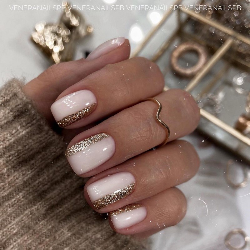 Роскошный новогодний маникюр 2027 года: фото, идеи маникюра на Новый год