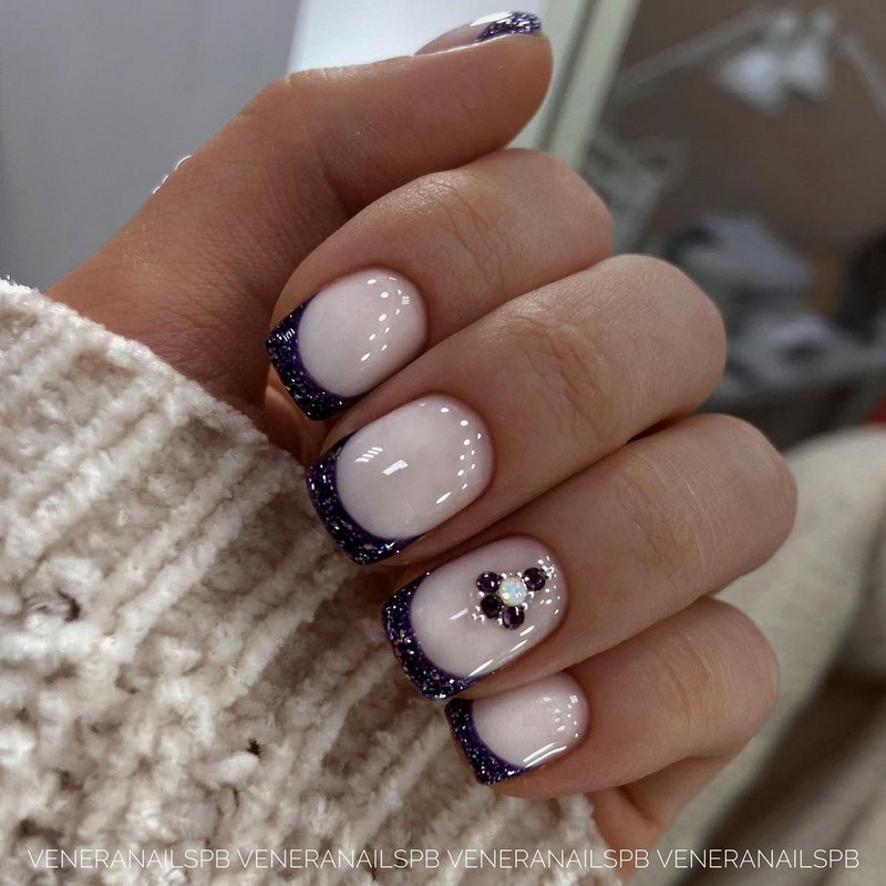 Роскошный новогодний маникюр 2027 года: фото, идеи маникюра на Новый год