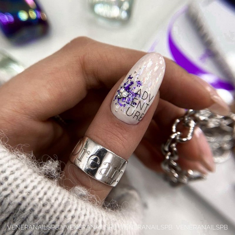 Роскошный новогодний маникюр 2027 года: фото, идеи маникюра на Новый год