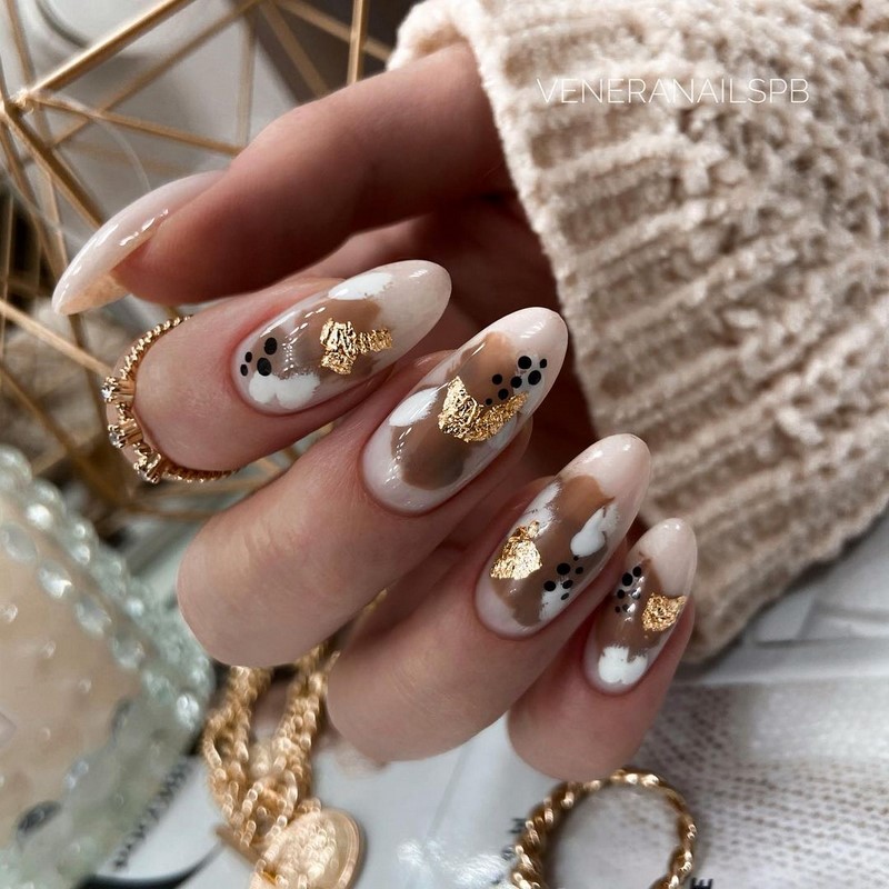 Роскошный новогодний маникюр 2027 года: фото, идеи маникюра на Новый год