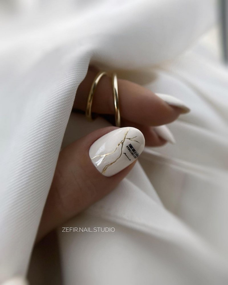 Роскошный новогодний маникюр 2027 года: фото, идеи маникюра на Новый год