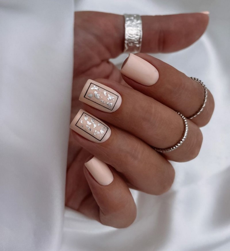 Роскошный новогодний маникюр 2027 года: фото, идеи маникюра на Новый год
