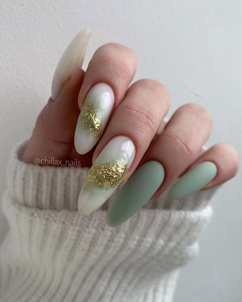 Роскошный новогодний маникюр 2027 года: фото, идеи маникюра на Новый год