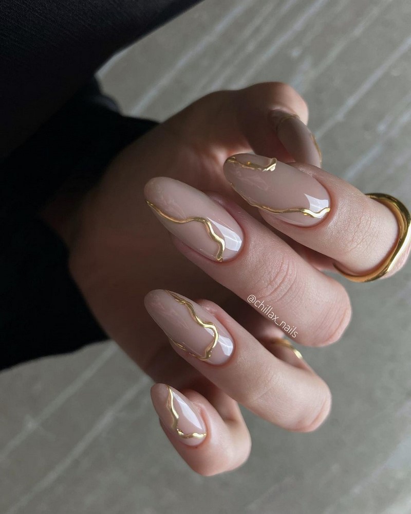 Роскошный новогодний маникюр 2027 года: фото, идеи маникюра на Новый год