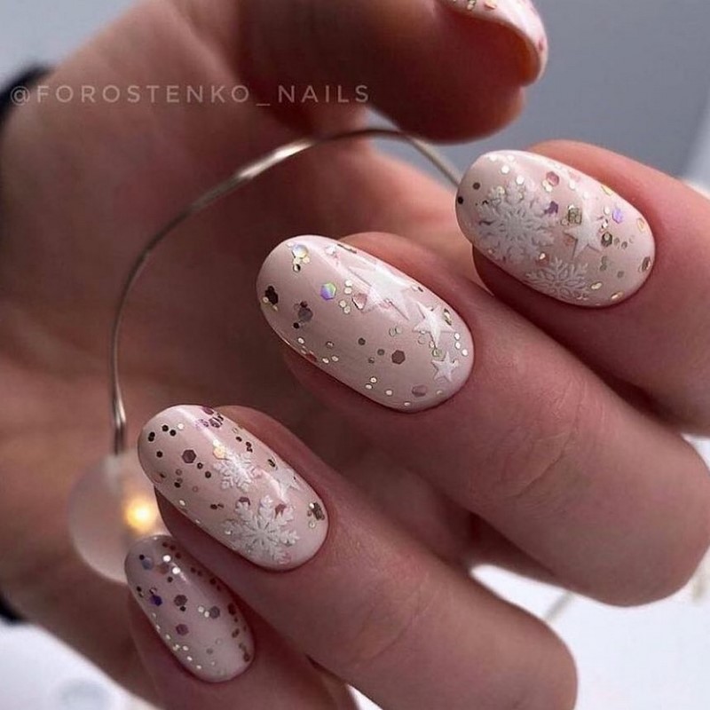 Роскошный новогодний маникюр 2027 года: фото, идеи маникюра на Новый год