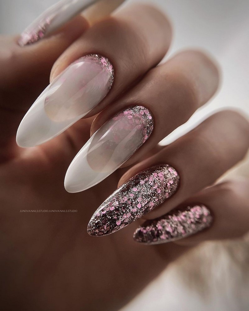 Роскошный новогодний маникюр 2027 года: фото, идеи маникюра на Новый год