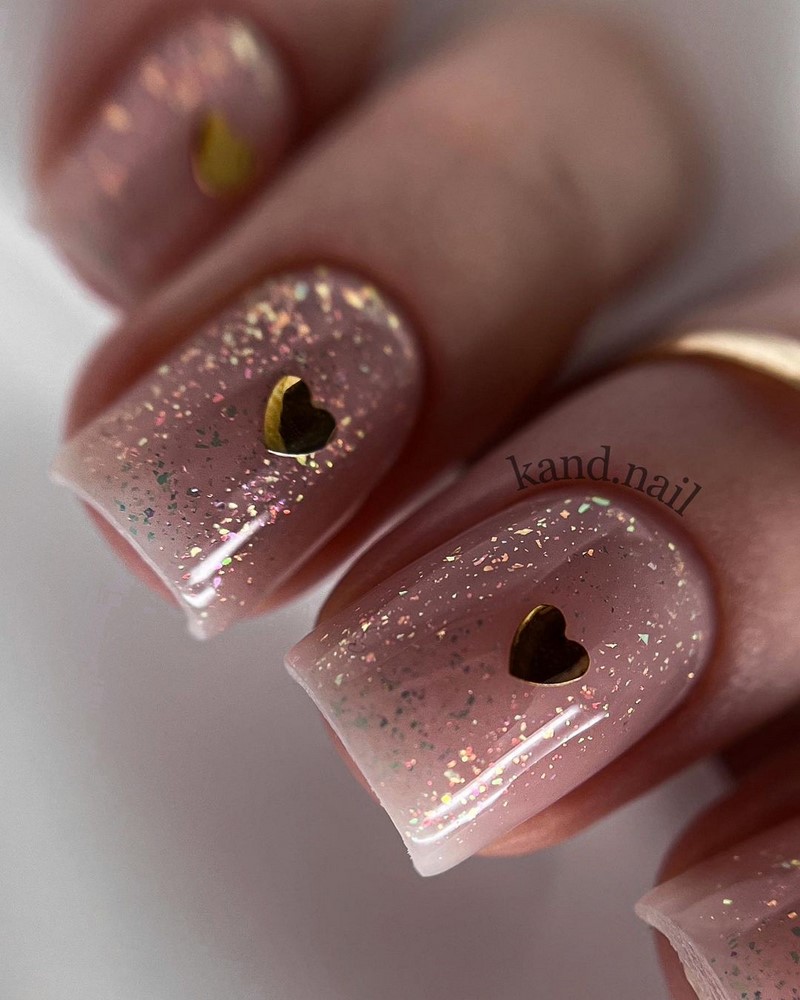 Роскошный новогодний маникюр 2027 года: фото, идеи маникюра на Новый год