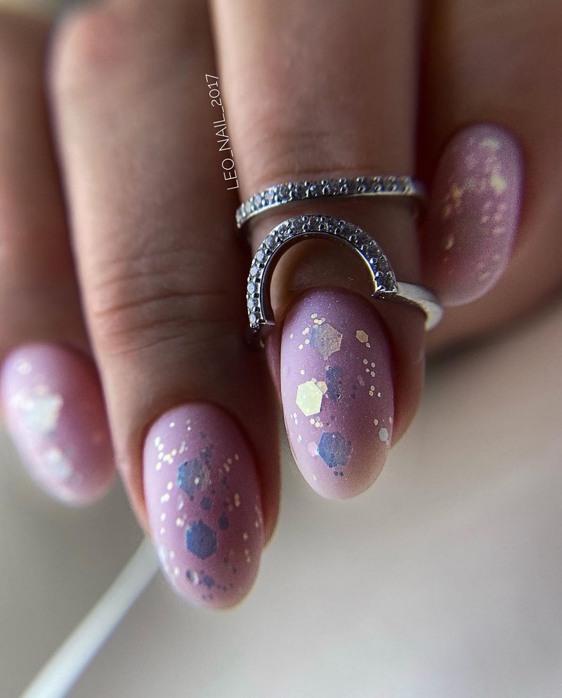 Роскошный новогодний маникюр 2027 года: фото, идеи маникюра на Новый год