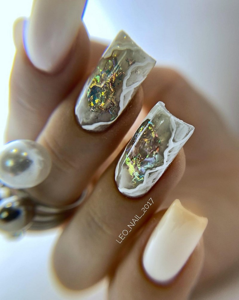 Роскошный новогодний маникюр 2027 года: фото, идеи маникюра на Новый год