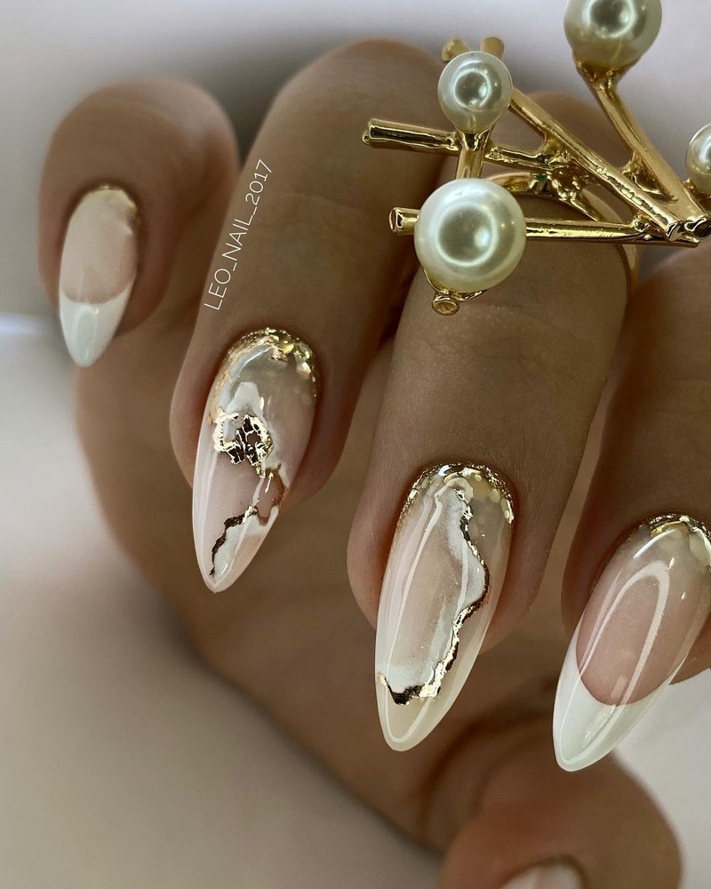 Роскошный новогодний маникюр 2027 года: фото, идеи маникюра на Новый год