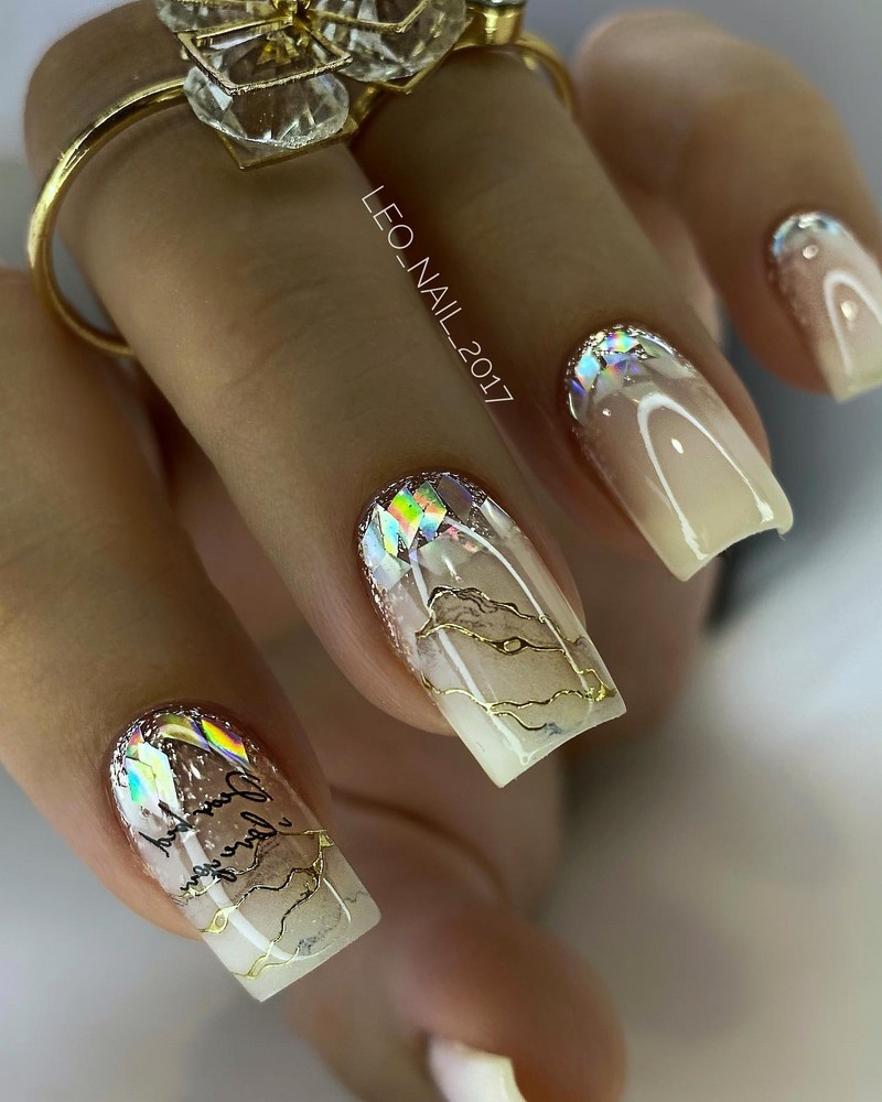 Роскошный новогодний маникюр 2027 года: фото, идеи маникюра на Новый год