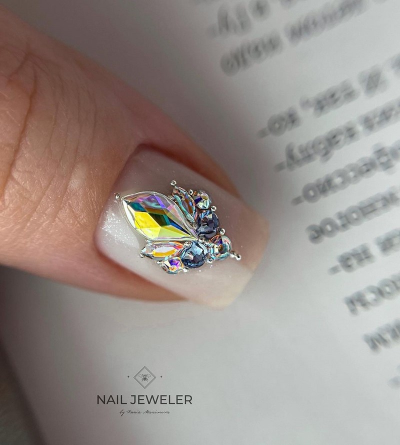 Роскошный новогодний маникюр 2027 года: фото, идеи маникюра на Новый год