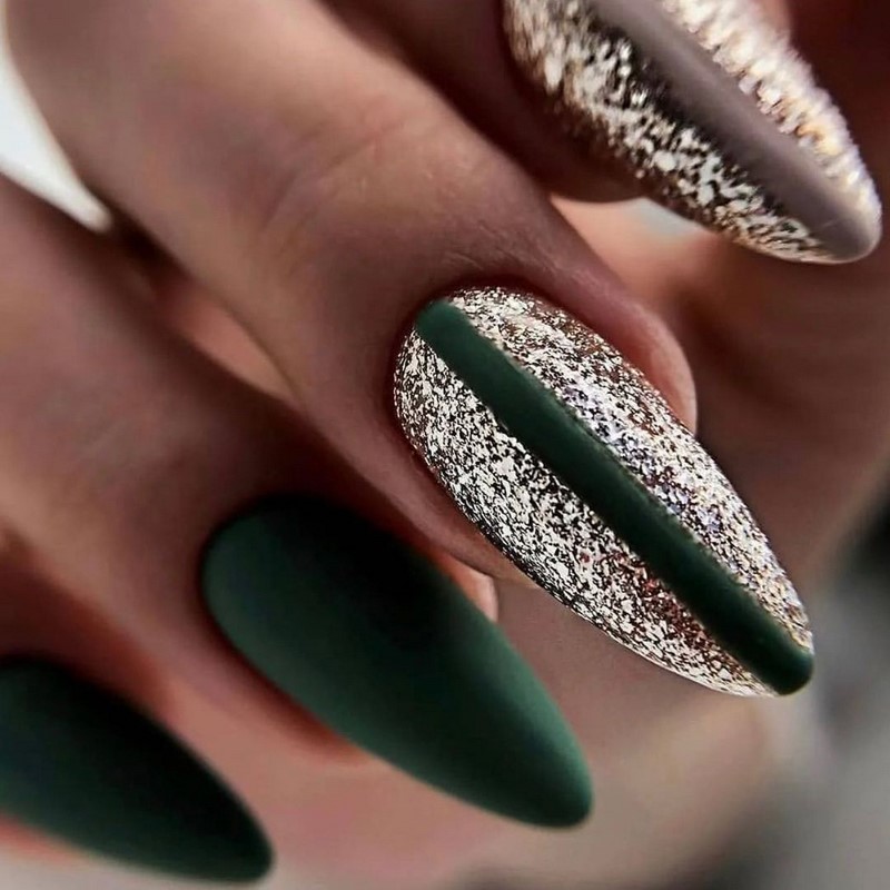 Роскошный новогодний маникюр 2027 года: фото, идеи маникюра на Новый год