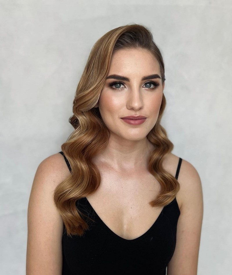 Новогодние прически 2027 – модные идеи, стили, тренды