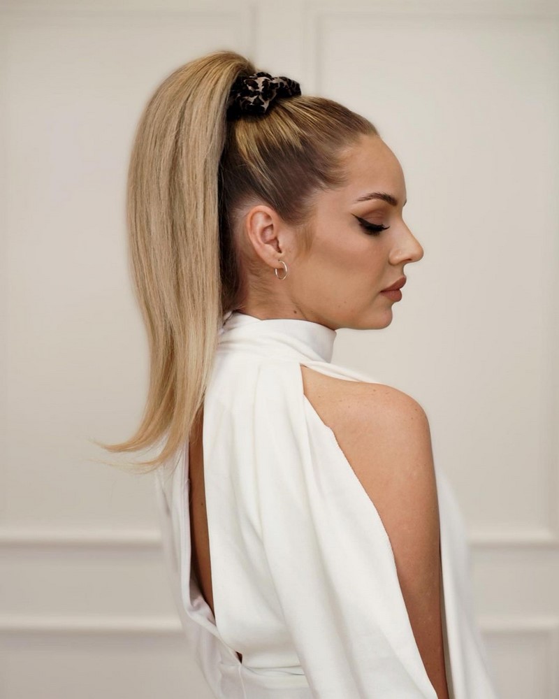 Новогодние прически 2027 – модные идеи, стили, тренды