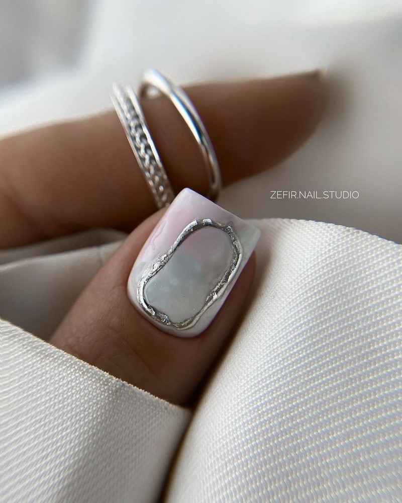 Новогодний маникюр 2027: креативные идеи нейл-дизайна