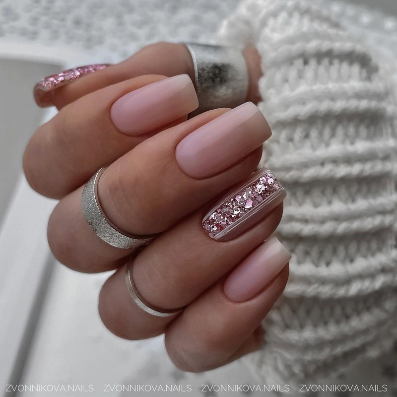 Новогодний маникюр 2027: креативные идеи нейл-дизайна