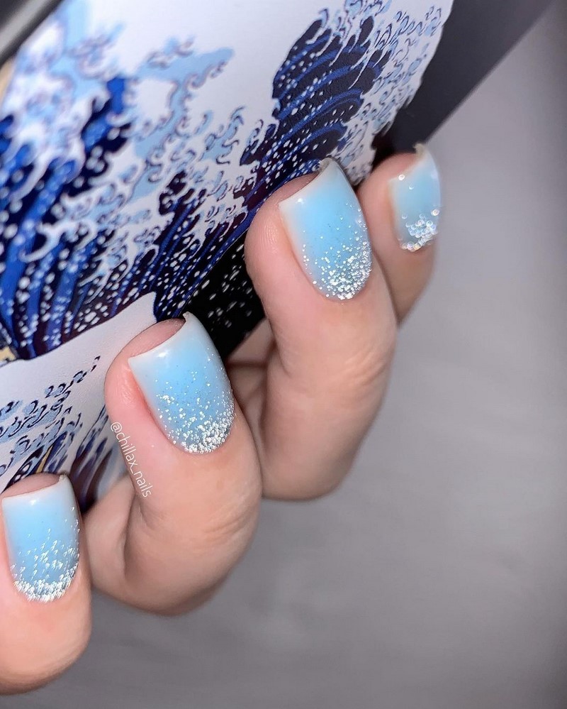 Новогодний маникюр 2027: креативные идеи нейл-дизайна