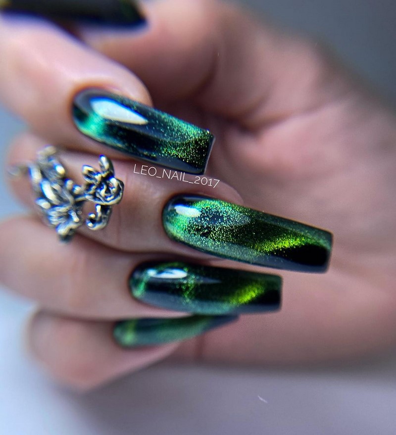 Новогодний маникюр 2027: креативные идеи нейл-дизайна