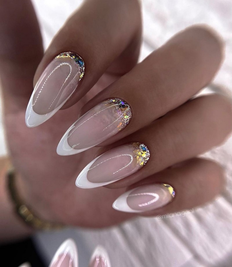 Новогодний маникюр 2027: креативные идеи нейл-дизайна